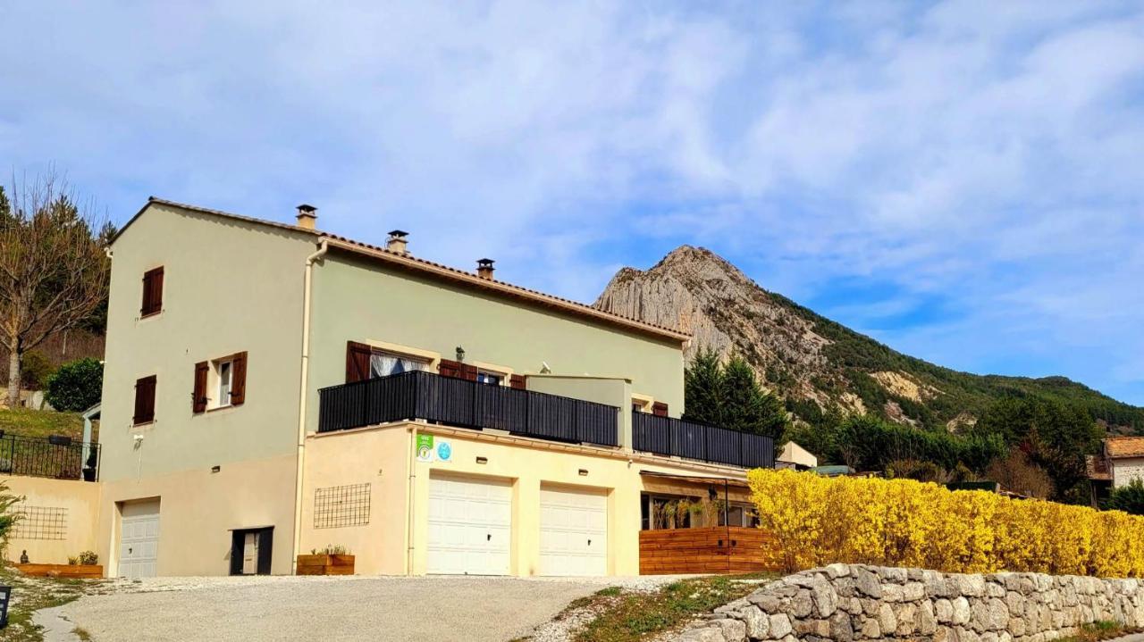Entre Ciel Et Verdon Castellane Exterior foto